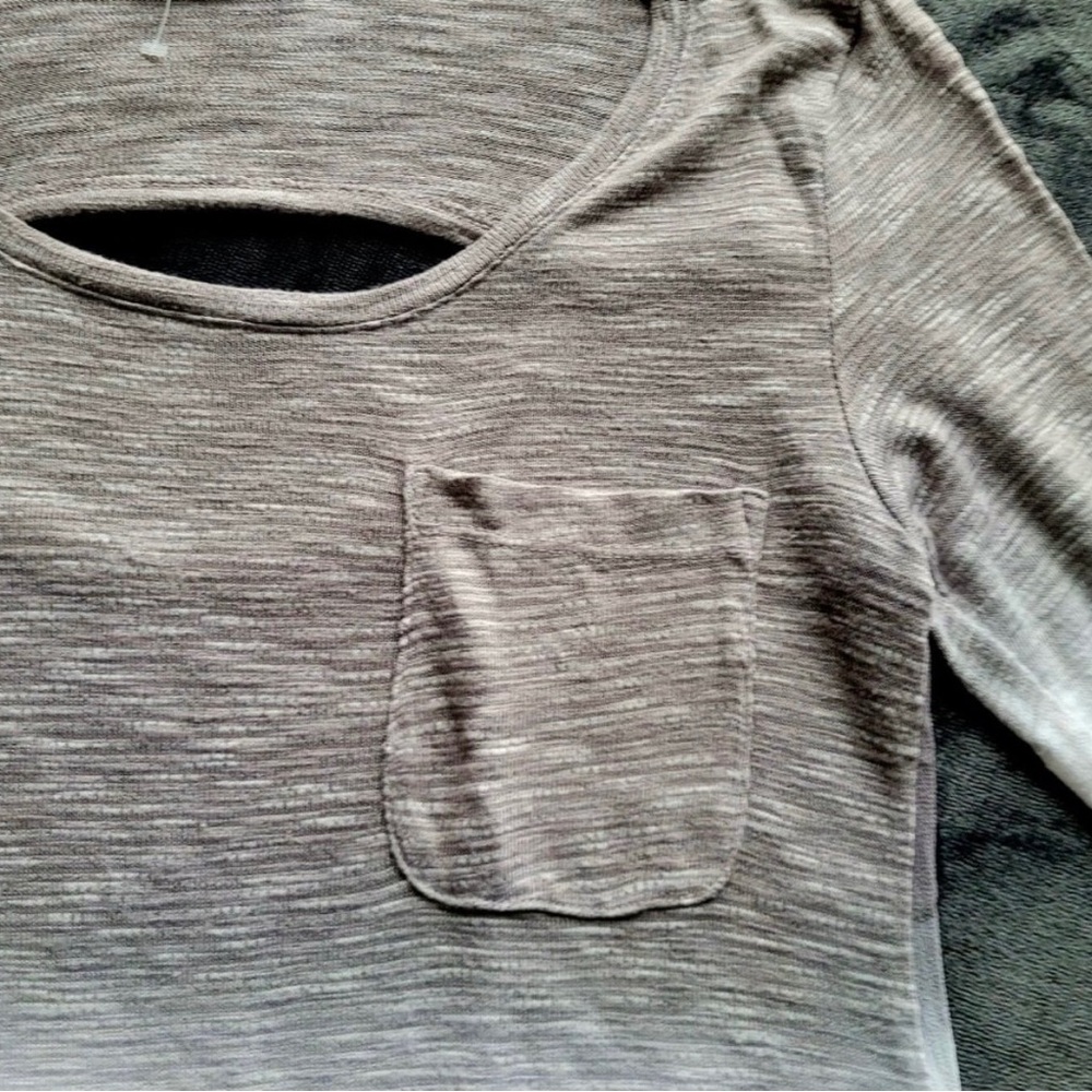 Language by Anthropologie Women’s Dip Dyed Top Cutout Back - Picture 6 of 8